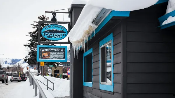 Sawtooth Brewery Public House Ketchum Idaho craft beer brewpub