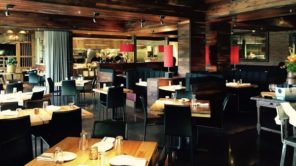 River restaurant Tuscaloosa Black Warrior riverfront dining