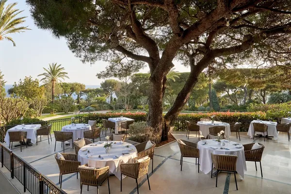 Le Cap at Four Seasons Grand-Hôtel du Cap-Ferrat &mdash; Saint-Jean-Cap-Ferrat