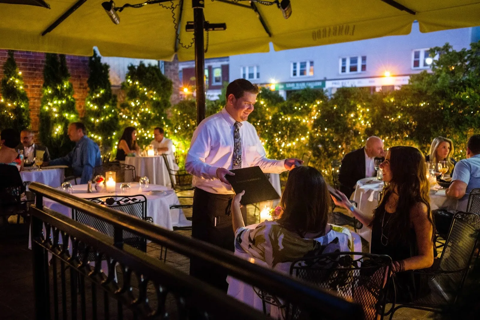 The white-tablecloth dining room at Ristorante Lombardo, Hertel Avenue, North Buffalo, Buffalo