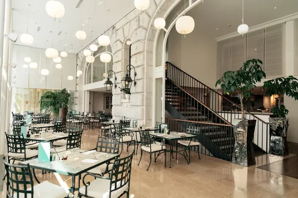 Côté Jardin Beau-Rivage Palace Lausanne enclosed garden brasserie Mediterranean