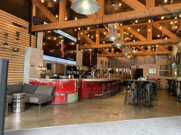 Crafted Tap House & Kitchen Coeur d'Alene Gastropub — New American & Craft Beer restaurant