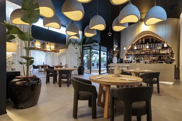 UNIC Restaurant Ibiza Chef David Grussaute Mediterranean