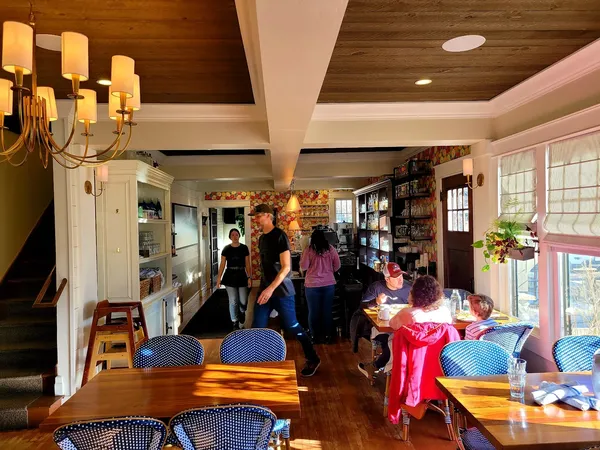Yama Steamboat Springs sushi ramen Japanese Yampa Street interior