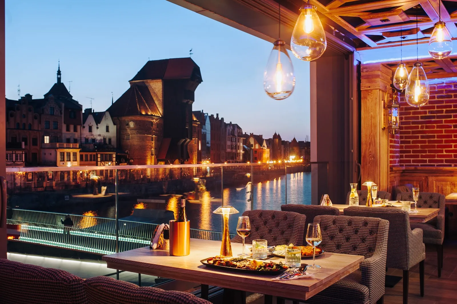 Chmielna by Grzegorz Łabuda Gdańsk Contemporary Polish restaurant