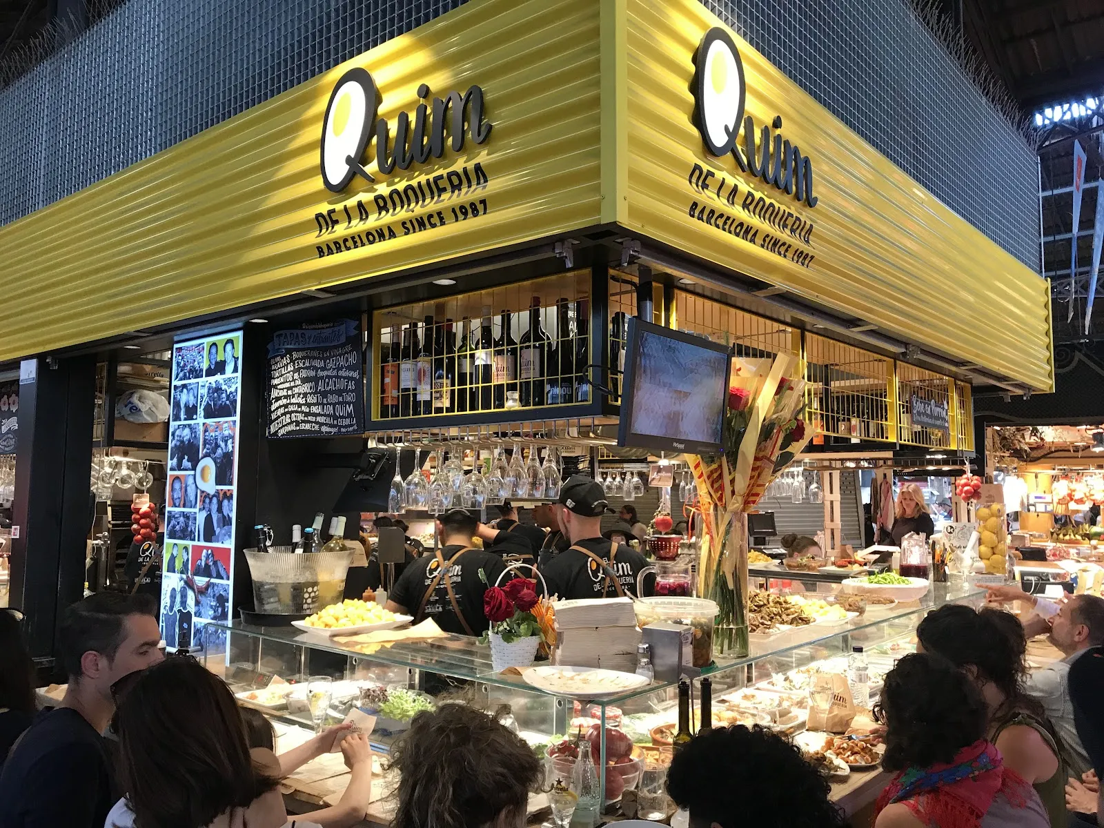 Counter and griddle at El Quim de la Boqueria, La Boqueria market, Barcelona