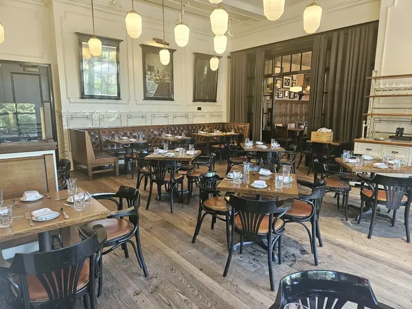 Supper Hotel Emma Pearl District San Antonio farm-to-table American interior