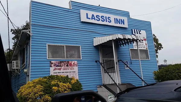 Lassis Inn Little Rock fried fish classic