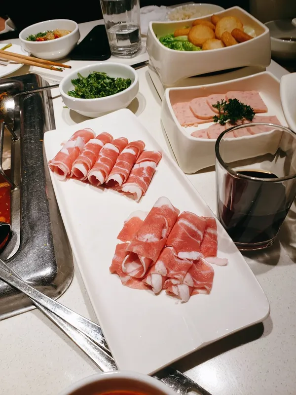Haidilao Hotpot Chengdu service experience team dinner