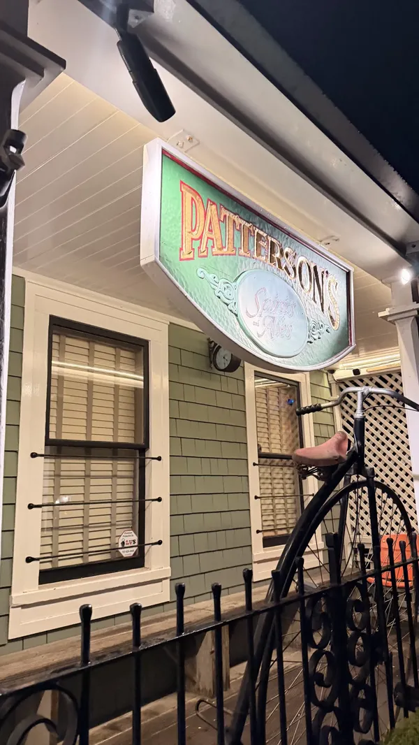 Pattersons Pub Mendocino Irish pub casual dining coastal bar