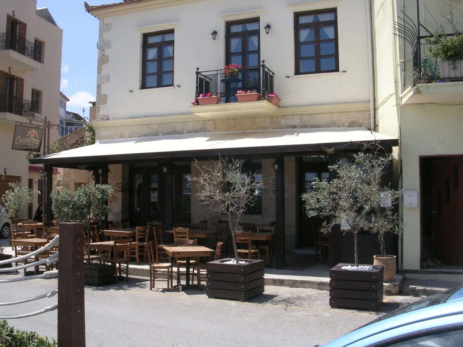 Wood-oven lamb at Chrisostomos, near the Venetian harbour, Chania