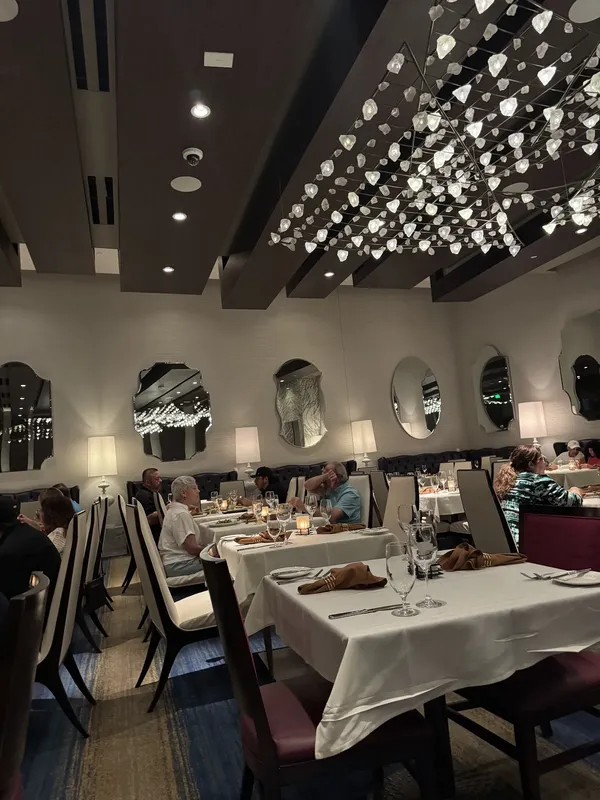 Nineteen86 Steakhouse Desert Diamond Casino Glendale Arizona USDA Prime tableside dining