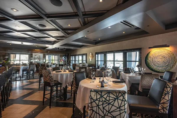 Mastro's Ocean Club Fort Lauderdale waterfront dining