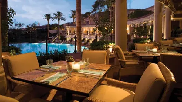 Coliseum Pool & Grill restaurant
