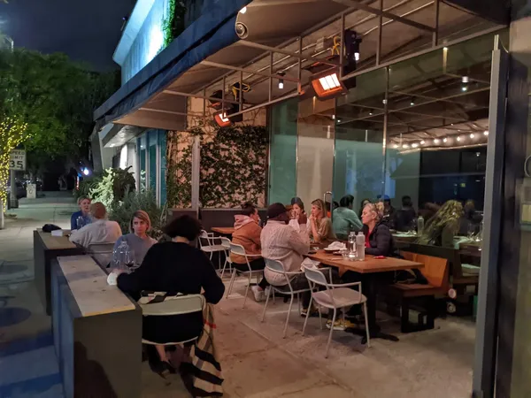 Alimento, Los Angeles